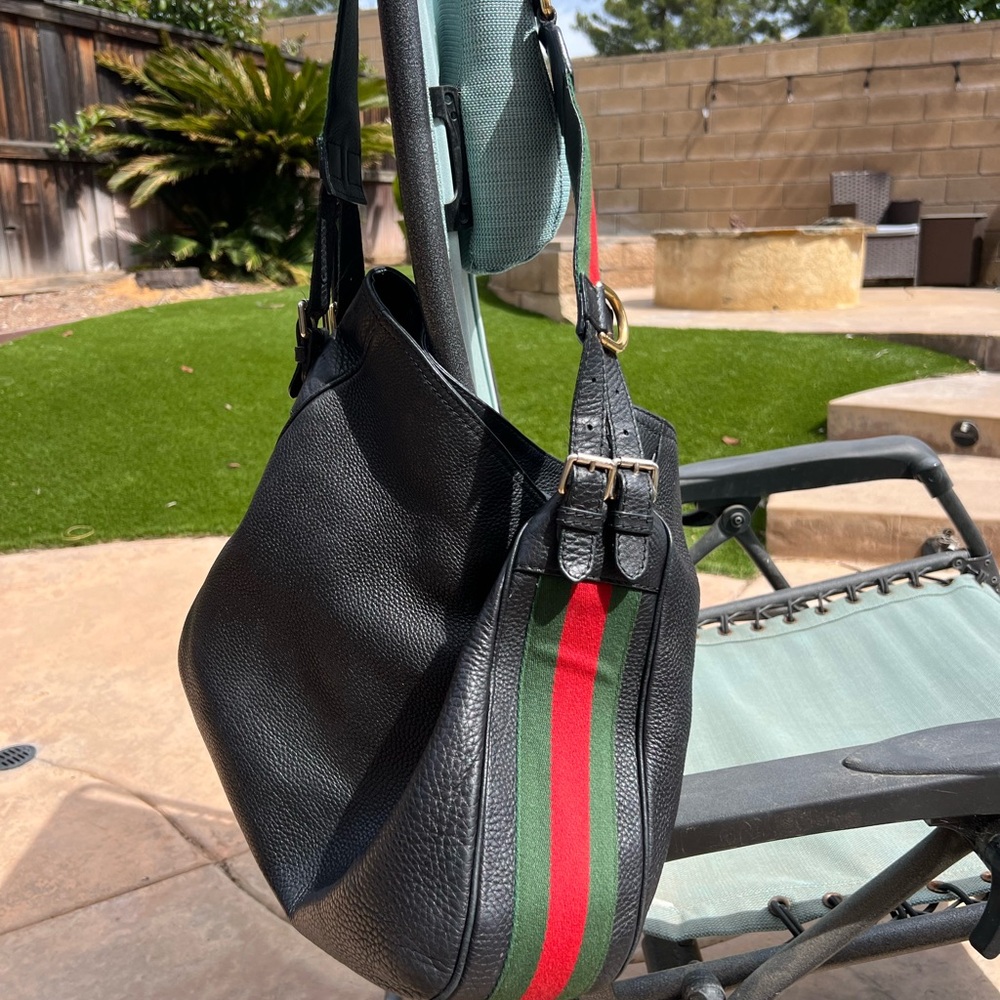 Black Gucci Leather Shoulder Bag with Red and Green Stripes